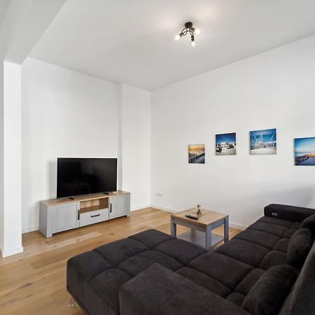Infinity Stay Ferienapartments Rheinstrasse 빌헬름스하펜 외부 사진