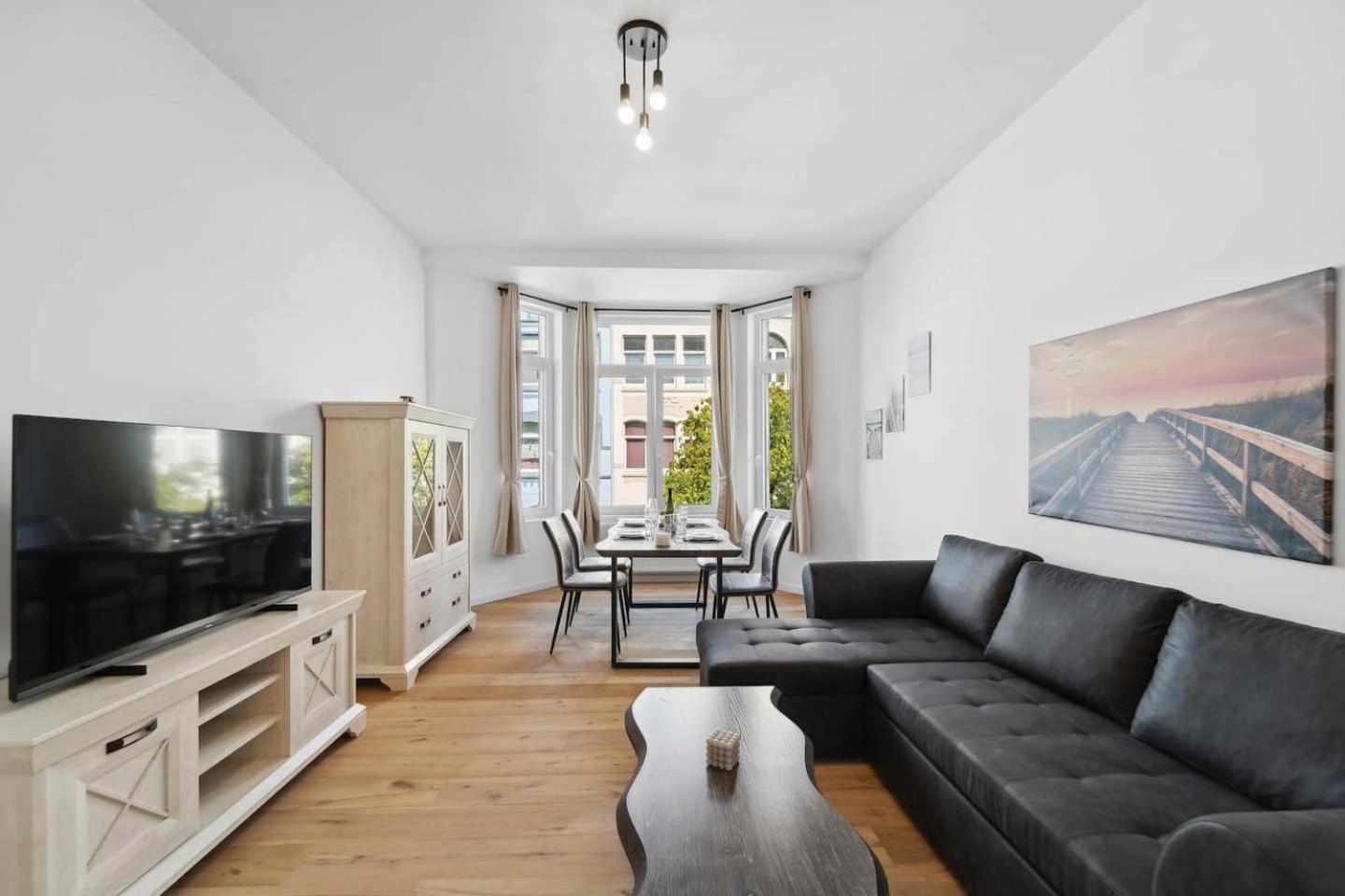 Infinity Stay Ferienapartments Rheinstrasse 빌헬름스하펜 외부 사진