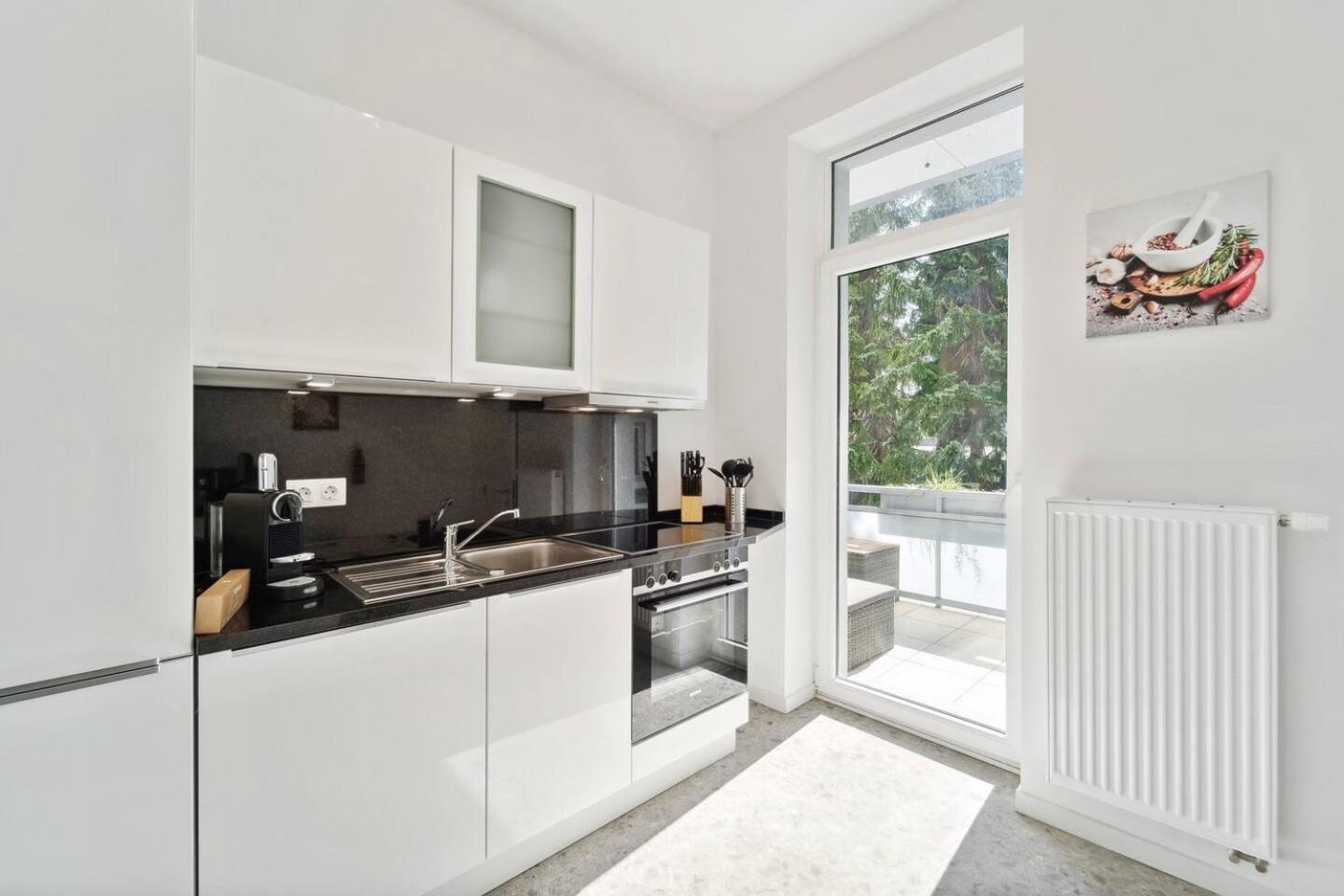 Infinity Stay Ferienapartments Rheinstrasse 빌헬름스하펜 외부 사진