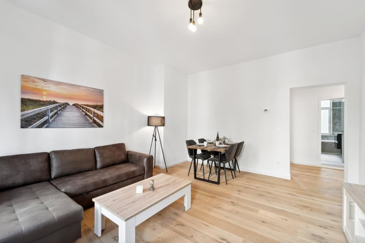 Infinity Stay Ferienapartments Rheinstrasse 빌헬름스하펜 외부 사진