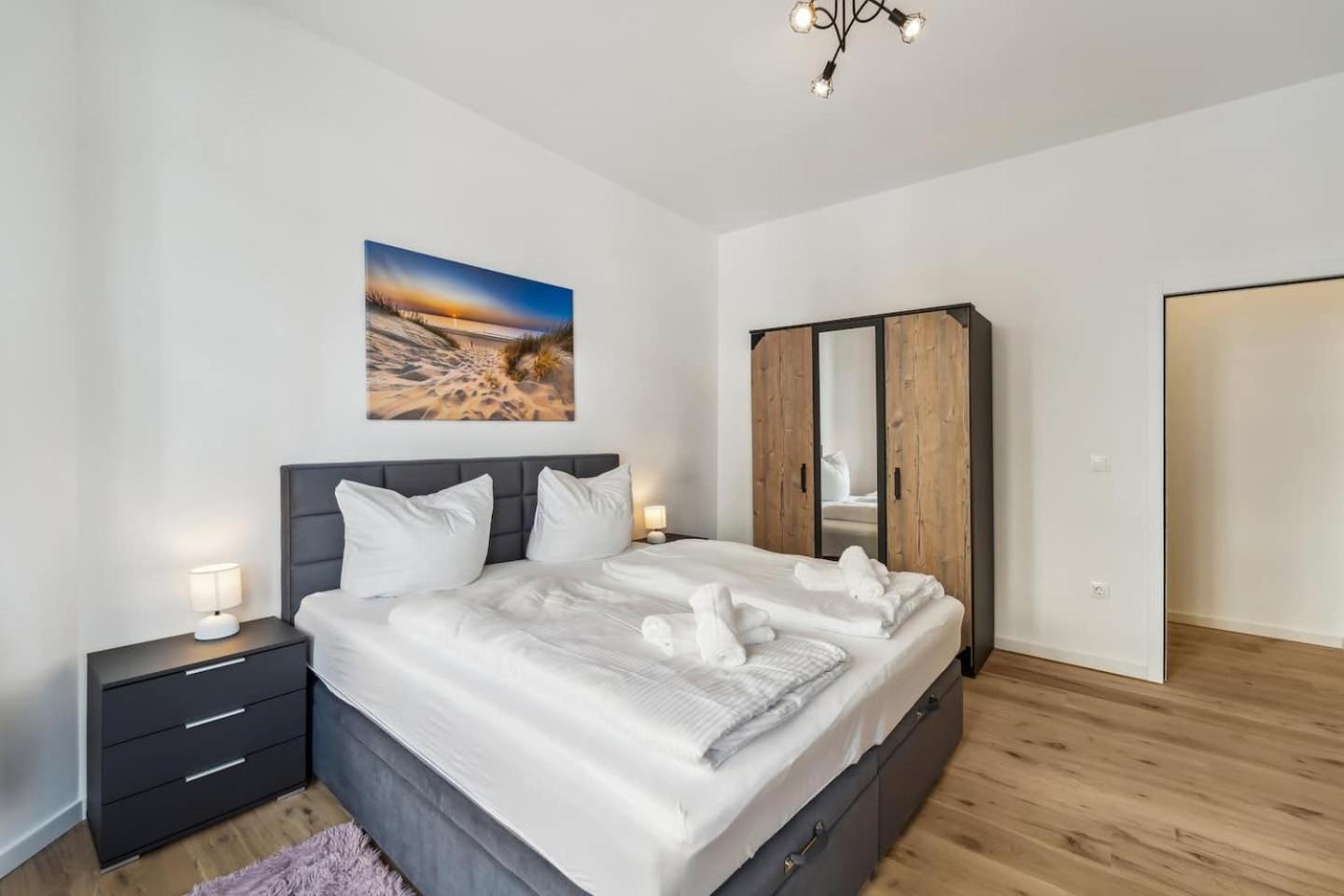 Infinity Stay Ferienapartments Rheinstrasse 빌헬름스하펜 외부 사진