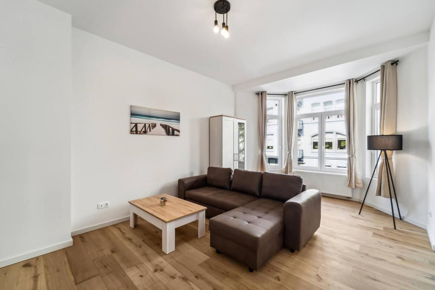 Infinity Stay Ferienapartments Rheinstrasse 빌헬름스하펜 외부 사진