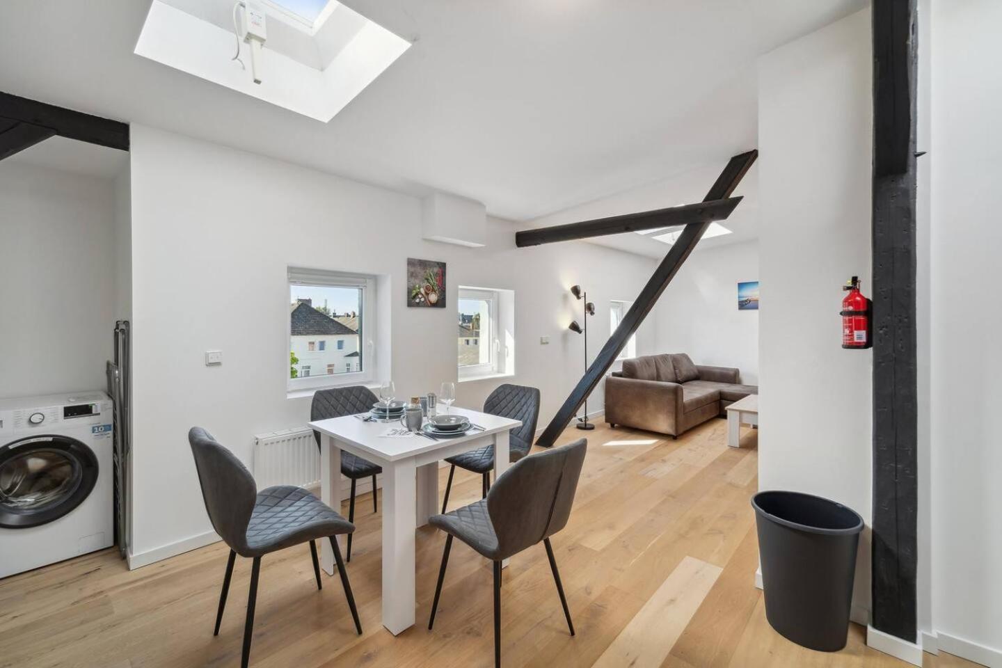 Infinity Stay Ferienapartments Rheinstrasse 빌헬름스하펜 외부 사진
