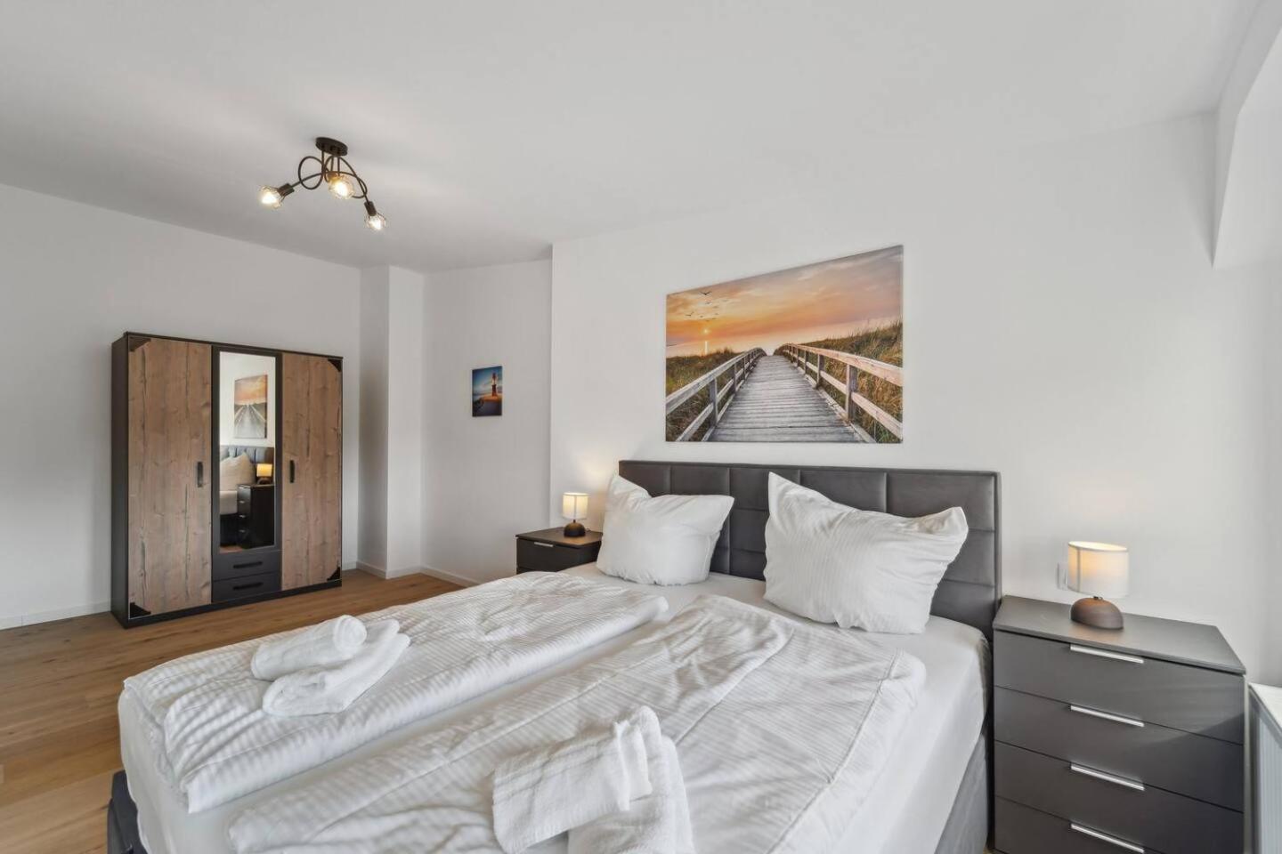 Infinity Stay Ferienapartments Rheinstrasse 빌헬름스하펜 외부 사진
