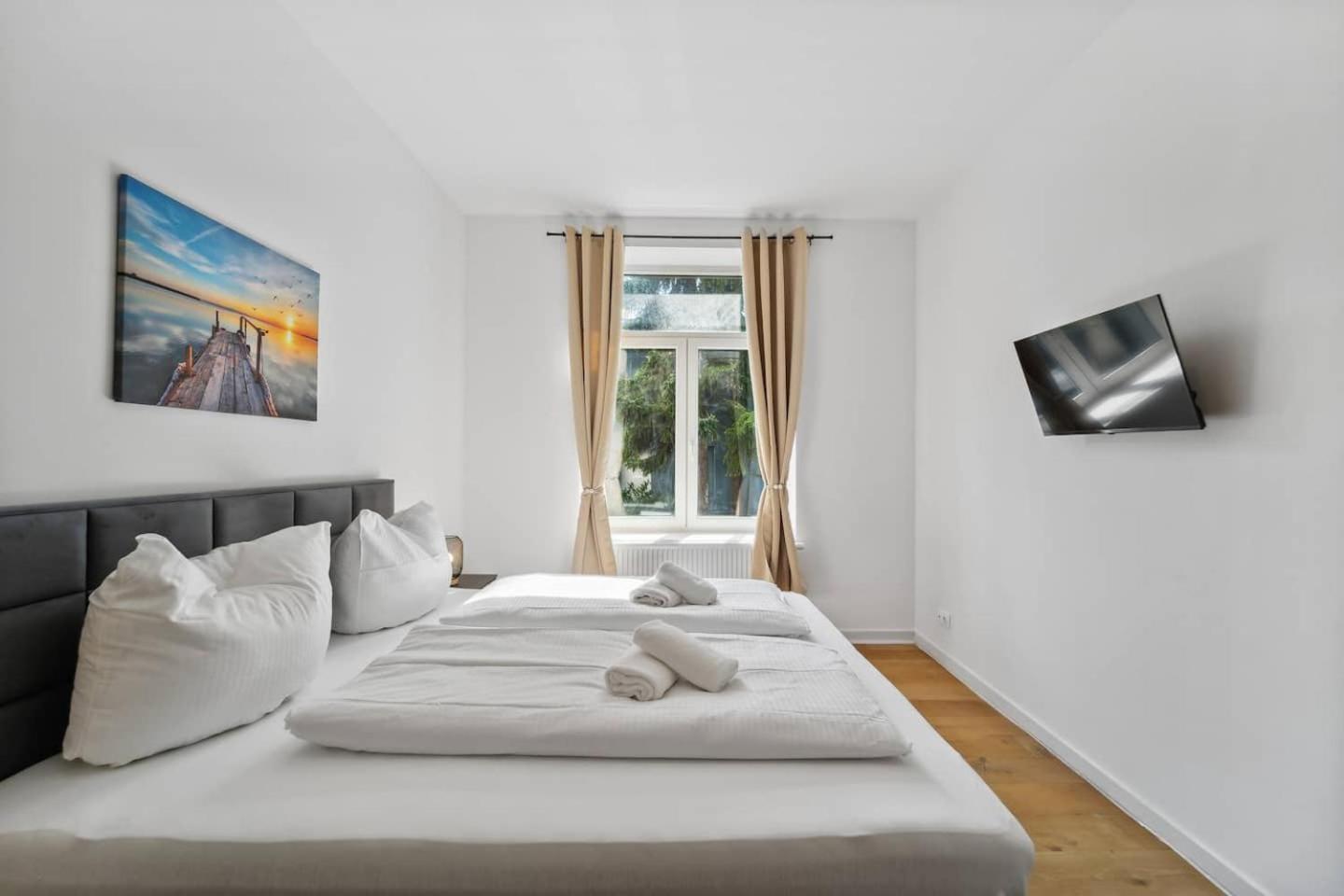 Infinity Stay Ferienapartments Rheinstrasse 빌헬름스하펜 외부 사진