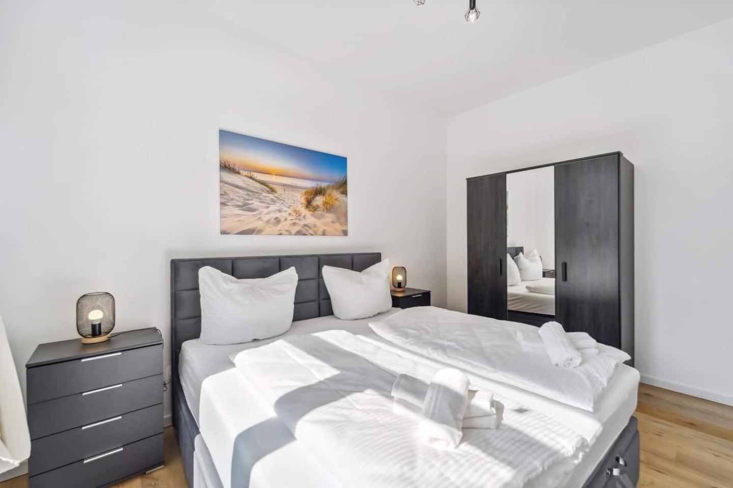 Infinity Stay Ferienapartments Rheinstrasse 빌헬름스하펜 외부 사진