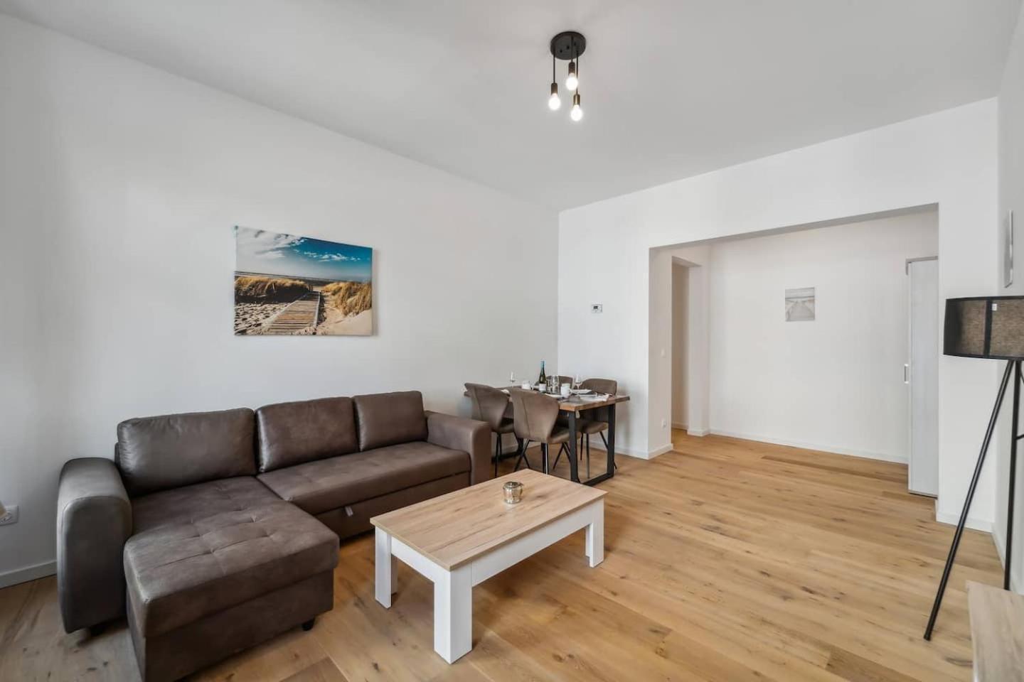 Infinity Stay Ferienapartments Rheinstrasse 빌헬름스하펜 외부 사진